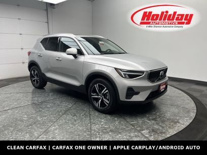 Used 2025 Volvo XC40 B5 Core