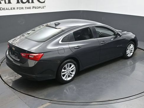Used 2018 Chevrolet Malibu LT FWD image 52