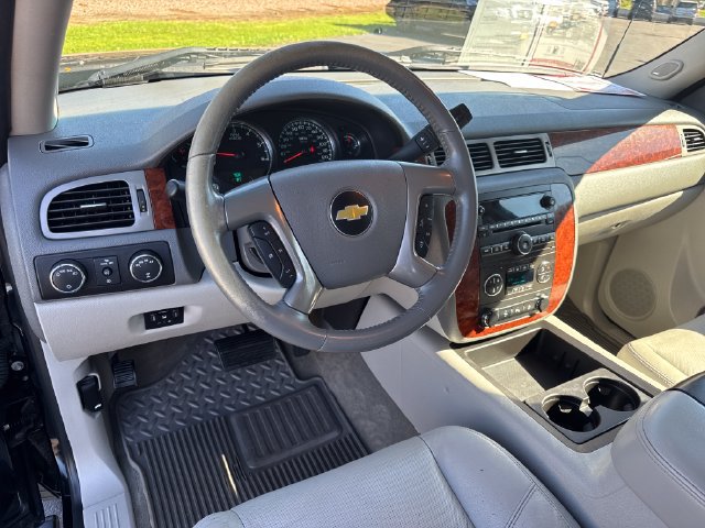 Used 2013 Chevrolet Silverado 1500 LTZ w/ LTZ Plus Package AWD/4WD image 14