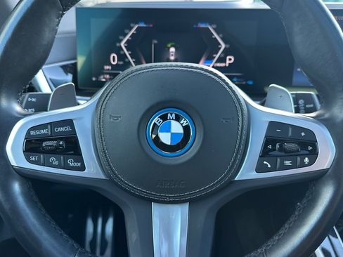 Used 2024 BMW X5 xDrive50e w/ M Sport Package AWD/4WD image 23