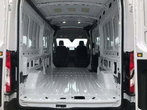 New 2026 Ford Transit 250 XL image 19