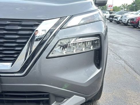 Used 2023 Nissan Rogue SV AWD/4WD image 14