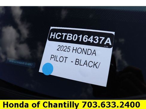 Used 2025 Honda Pilot EX-L image 35