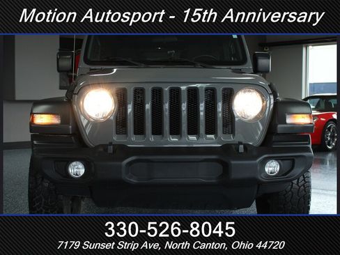 Used 2018 Jeep Wrangler Unlimited Sport AWD/4WD image 33