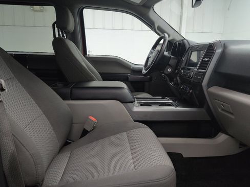 Used 2019 Ford F150 XLT w/ Equipment Group 302A Luxury AWD/4WD image 21