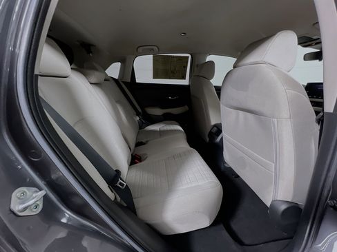 Used 2023 Honda HR-V LX image 33