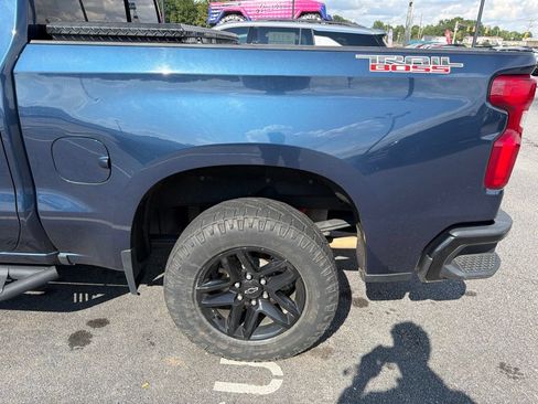 Used 2020 Chevrolet Silverado 1500 LT Trail Boss AWD/4WD image 7