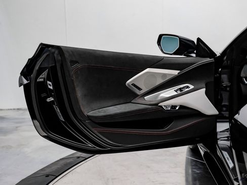 Used 2023 Chevrolet Corvette Stingray Premium Cpe w/ Z51 Performance Package image 85