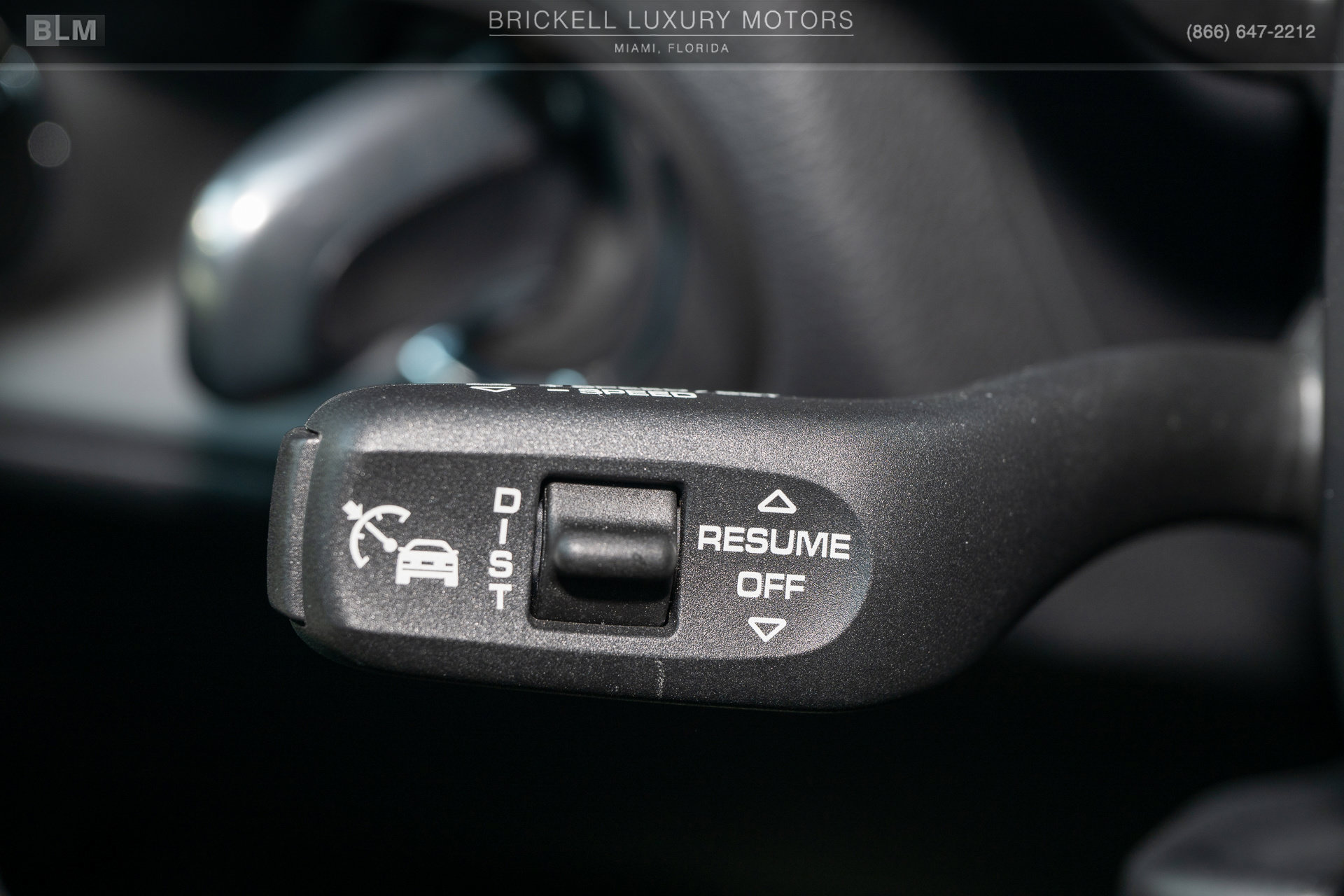Used 2024 Porsche Macan w/ Premium Plus Package AWD/4WD image 40