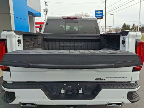 Used 2023 GMC Sierra 1500 Denali w/ Denali Reserve Package image 34