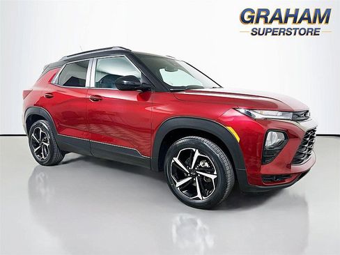Used 2023 Chevrolet TrailBlazer RS w/ Sun and Liftgate Package AWD/4WD image 1