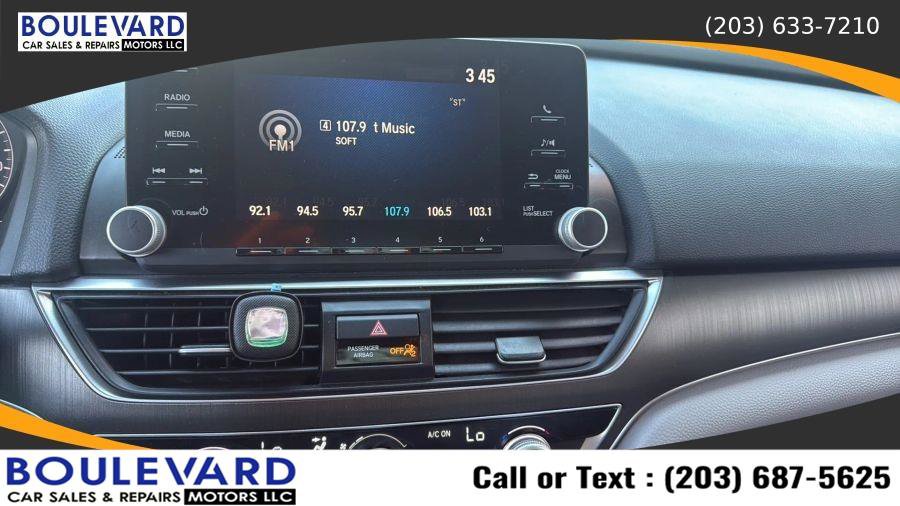 Used 2018 Honda Accord LX image 16