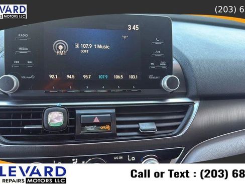 Used 2018 Honda Accord LX image 16