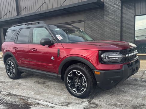 Used 2025 Ford Bronco Sport Outer Banks w/ Outer Banks Tech Package+ image 3