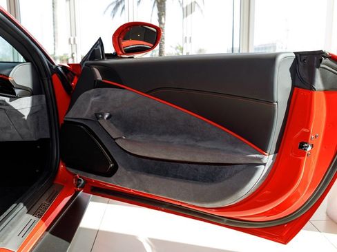 Used 2022 Ferrari Roma RWD image 51