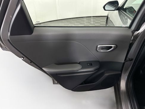 Used 2025 Kia K4 LXS image 26