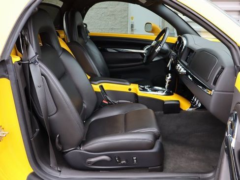 Used 2006 Chevrolet SSR w/ Preferred Equipment Group image 28