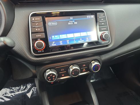 Certified 2021 Nissan Kicks S image 19