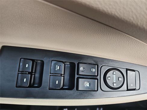 Used 2016 Hyundai Tucson SE w/ Option Group 02 image 14