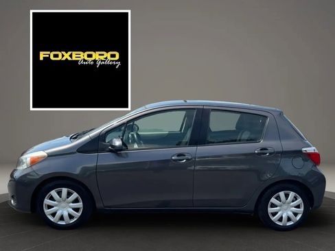 Used 2013 Toyota Yaris LE FWD image 8