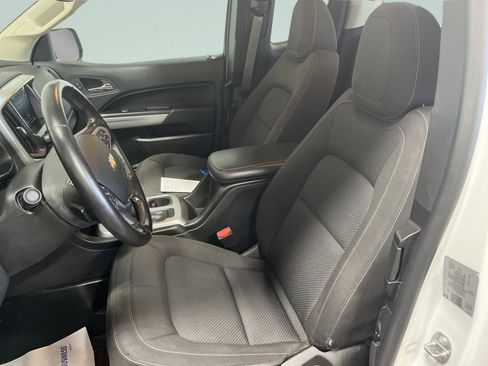 Used 2022 Chevrolet Colorado LT w/ Fleet Safety Package RWD image 12