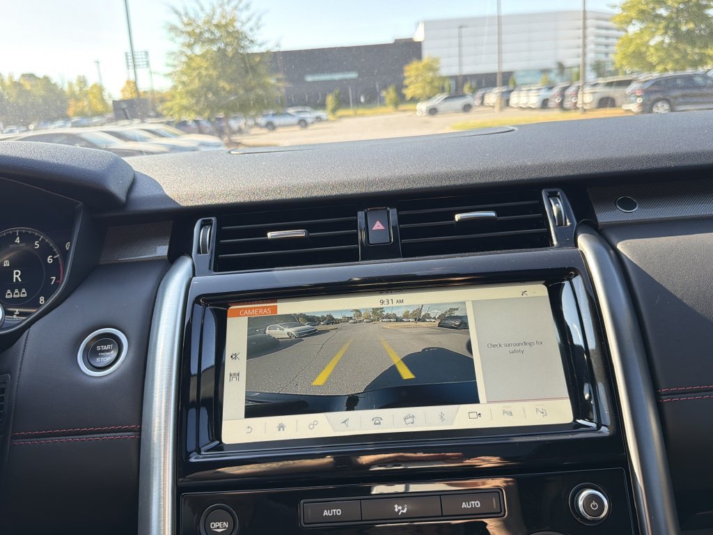 Used 2019 Land Rover Discovery HSE AWD/4WD image 28