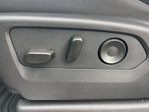 Used 2025 Chevrolet Silverado 2500 LT w/ Safety Package image 11