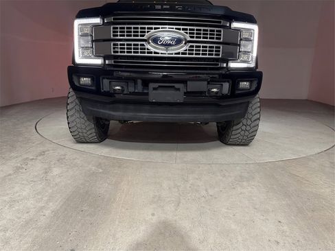 Used 2017 Ford F350 Platinum w/ Platinum Ultimate Package image 24