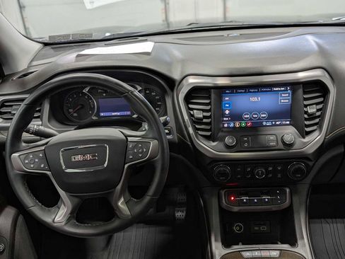 Used 2023 GMC Acadia AT4 w/ Preferred Package image 5