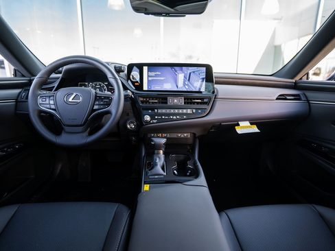 New 2025 Lexus ES 350 w/ Premium Package image 10