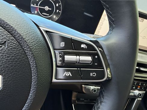 Used 2024 Kia Seltos S AWD/4WD image 19