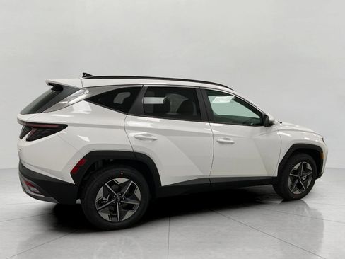 New 2026 Hyundai Tucson SEL image 2