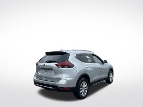 Used 2020 Nissan Rogue SV AWD/4WD image 12