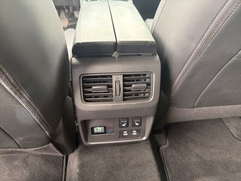 Used 2026 Nissan Rogue Platinum w/ Platinum Premium Package AWD/4WD image 16