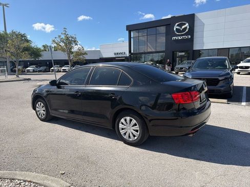 Used 2011 Volkswagen Jetta Sedan image 8