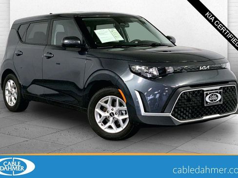 Certified 2025 Kia Soul LX FWD image 1
