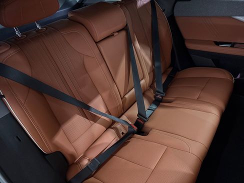 New 2026 Cadillac Optiq Luxury 2 image 48