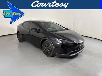 Used 2023 Toyota Prius LE FWD video 1