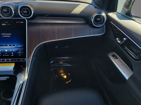 Certified 2026 Mercedes-Benz GLC 300 image 17