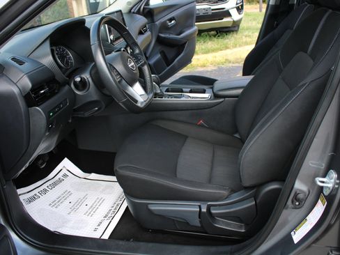 Used 2024 Nissan Sentra SV w/ All-Weather Package FWD image 24