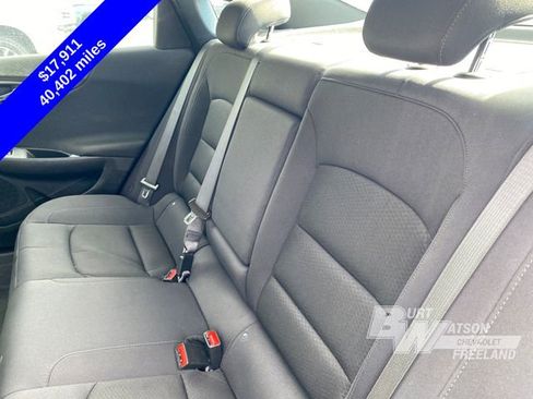 Used 2023 Chevrolet Malibu LT image 14