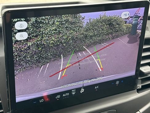 New 2025 Ford E-Transit 148 Medium Roof image 16