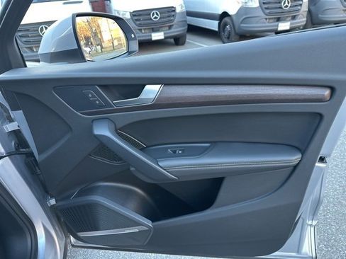 Used 2022 Audi Q5 2.0T Premium Plus image 29