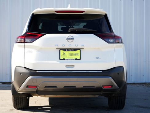 Used 2022 Nissan Rogue SL image 10