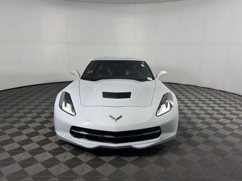 Used 2019 Chevrolet Corvette Stingray Coupe w/ 1LT RWD image 9