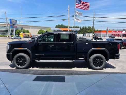 New 2026 GMC Sierra 2500 AT4 w/ Technology Package AWD/4WD image 6