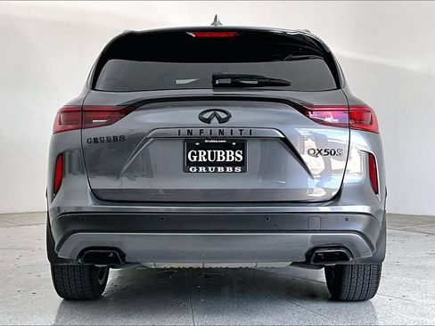 Used 2023 INFINITI QX50 Sport FWD image 4