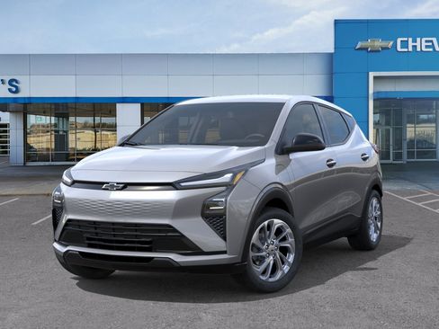 New 2027 Chevrolet Bolt LT w/ Comfort Package FWD image 7