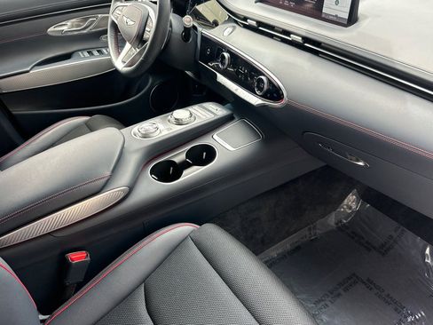 Used 2023 Genesis GV70 2.5T Sport Prestige w/ Sport Prestige Package image 17
