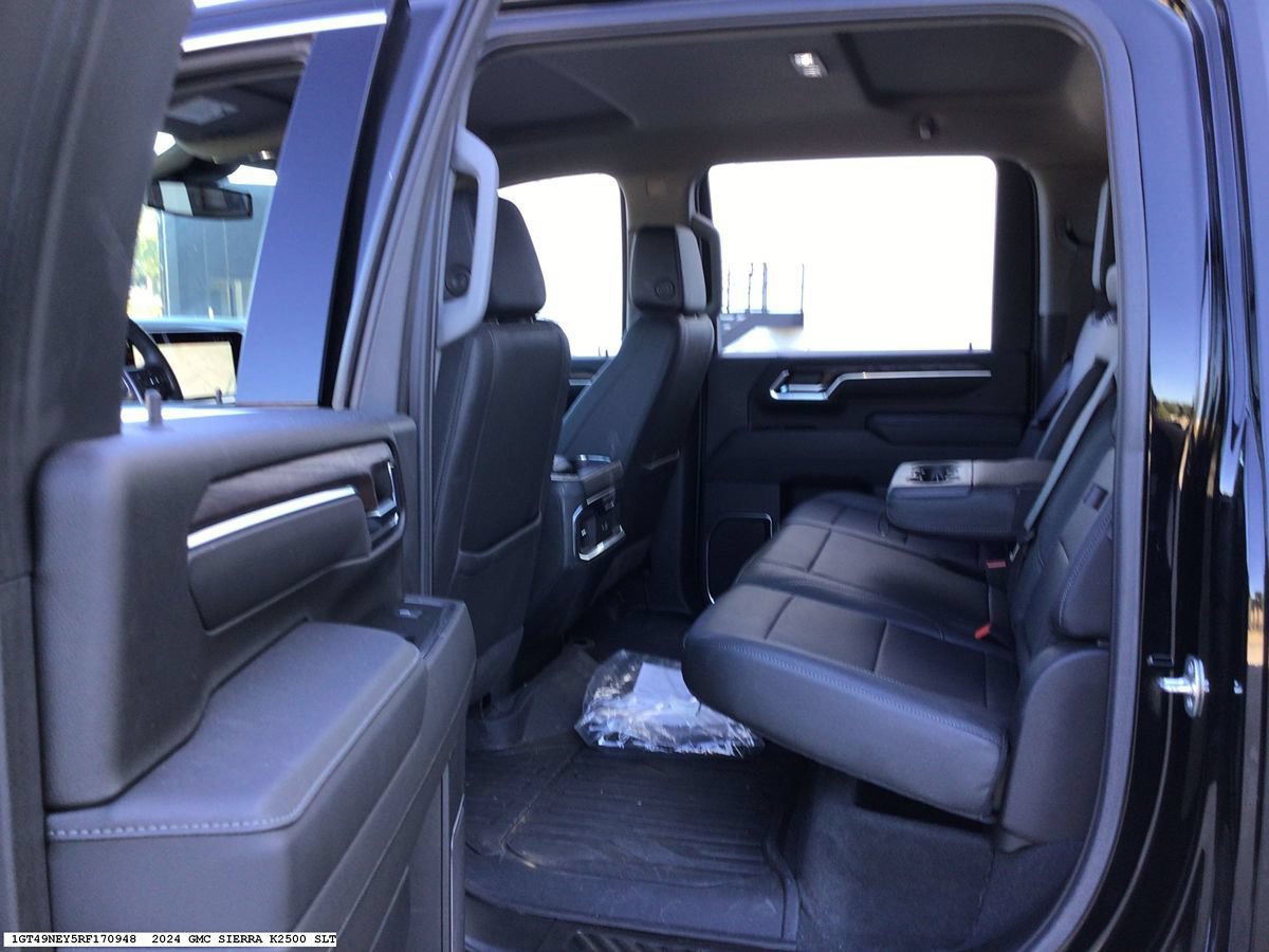 Used 2024 GMC Sierra 2500 SLT w/ Texas SLT Premium Package AWD/4WD image 9